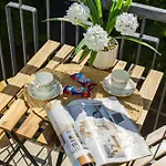 Urban Nivy Retreat * براتسيلافا