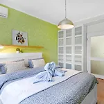 شقة Urban Nivy Retreat