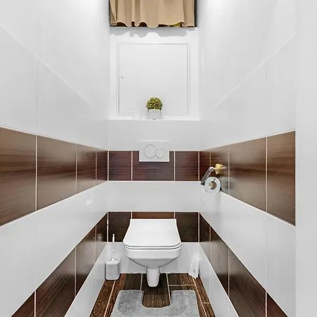 Urban Nivy Retreat 布拉迪斯拉发